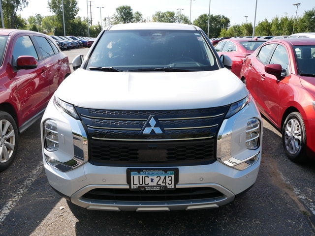 Used 2024 Mitsubishi Outlander Plug-in Hybrid SE with VIN JA4T5VA97RZ035548 for sale in White Bear Lake, Minnesota