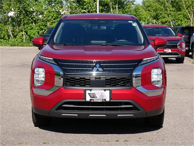 Certified 2022 Mitsubishi Outlander ES with VIN JA4J4TA80NZ015870 for sale in White Bear Lake, Minnesota