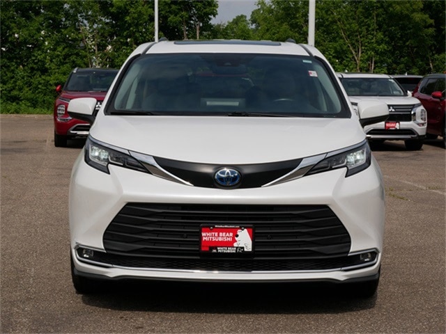 Used 2023 Toyota Sienna XLE with VIN 5TDYRKEC2PS156166 for sale in White Bear Lake, Minnesota