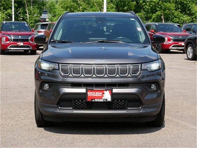 Used 2022 Jeep Compass Latitude with VIN 3C4NJDBB8NT192979 for sale in White Bear Lake, Minnesota