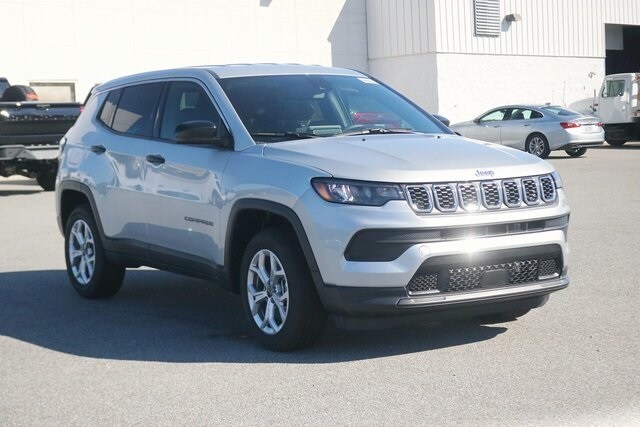 2025 Jeep Compass Sport photo 3