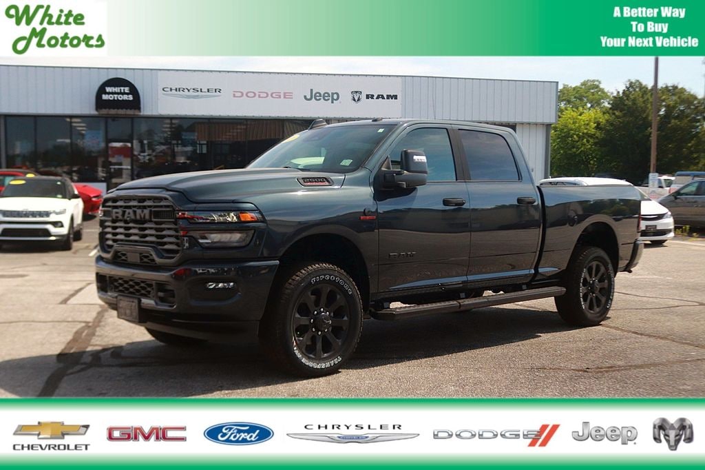 New 2026 Ram 2500 BIG HORN CREW CAB 4X4 6'4 BOX Pickup