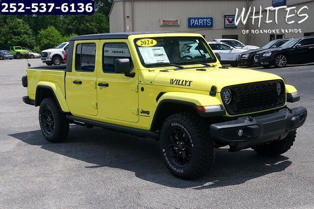 2024 Jeep Gladiator Willys photo 3