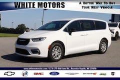 2026 Chrysler Pacifica SELECT Passenger Van