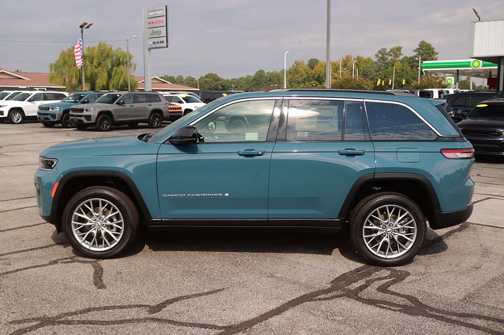 New 2027 Jeep Grand Cherokee LIMITED 4X4 Sport Utility