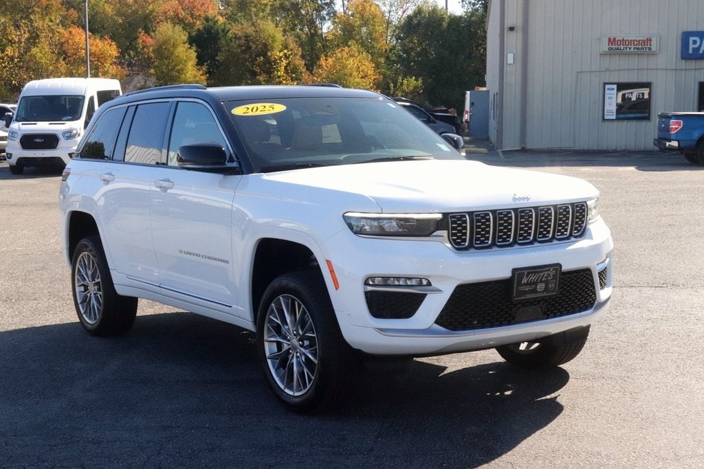 New 2025 Jeep Grand Cherokee SUMMIT 4X4 Sport Utility