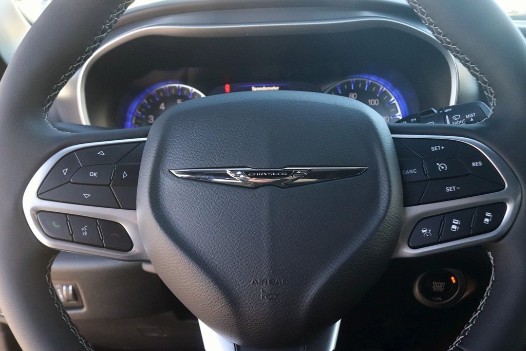 2026 Chrysler Voyager LX - Photo 18