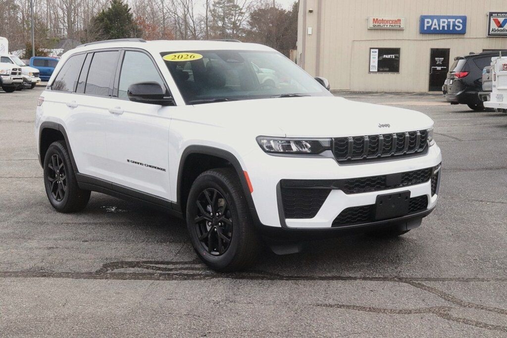 New 2026 Jeep Grand Cherokee LAREDO ALTITUDE 4X4 Sport Utility