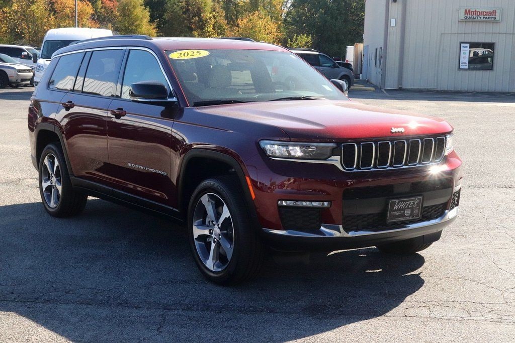 New 2025 Jeep Grand Cherokee L LIMITED 4X4 Sport Utility