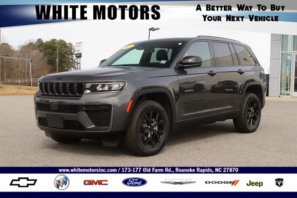 New 2026 Jeep Grand Cherokee LAREDO ALTITUDE 4X4 Sport Utility
