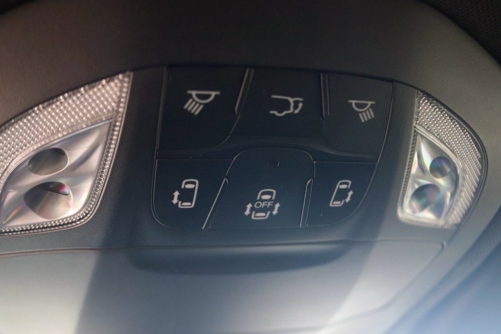 2026 Chrysler Voyager LX - Photo 29