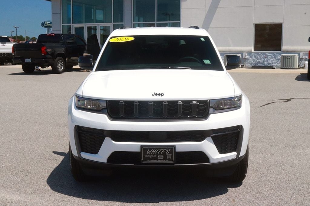 New 2026 Jeep Grand Cherokee L LAREDO ALTITUDE 4X4 Sport Utility