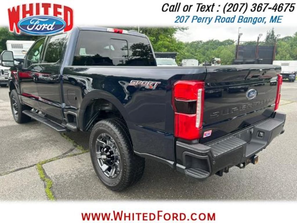 Used 2023 Ford F-250 Lariat Crew Cab Pickup