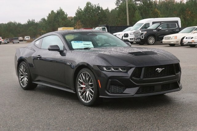 2024 Ford Mustang GT Premium photo 3
