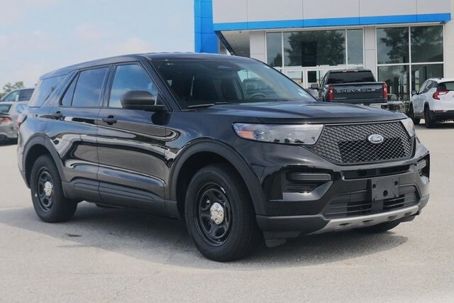 2025 Ford Explorer photo 2