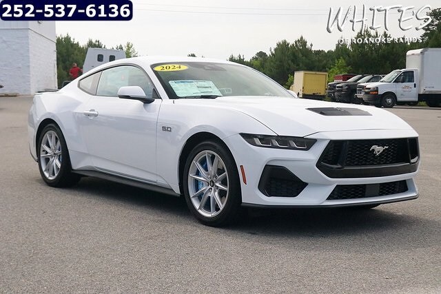 2024 Ford Mustang GT Premium photo 3