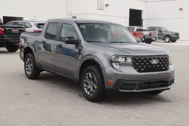 2025 Ford Maverick XLT photo 3