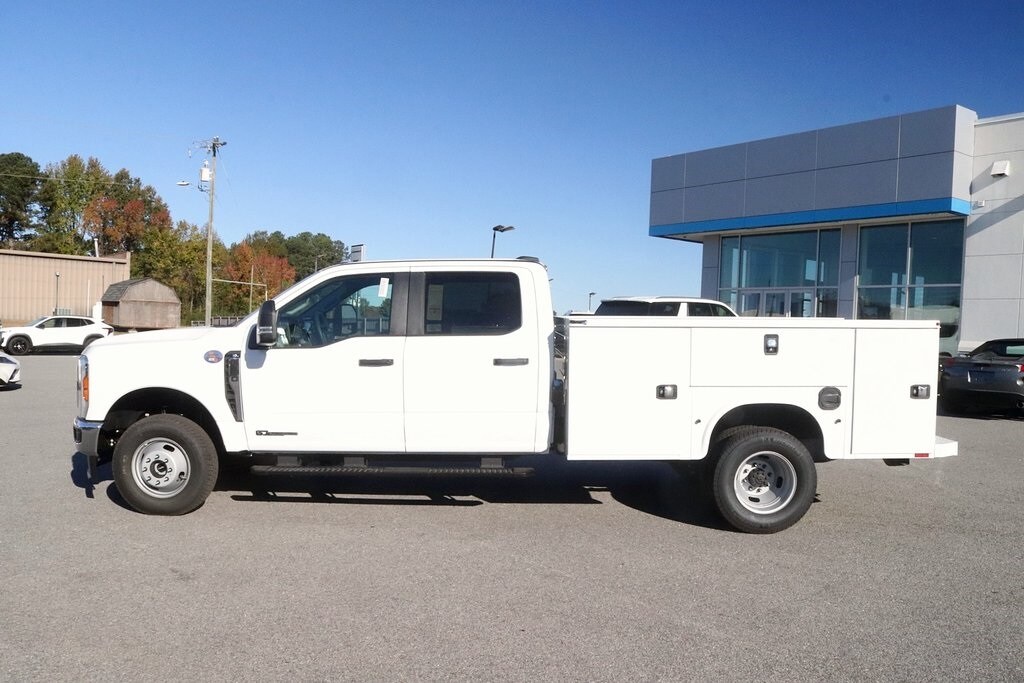 2026 Ford F-350 XL photo 4
