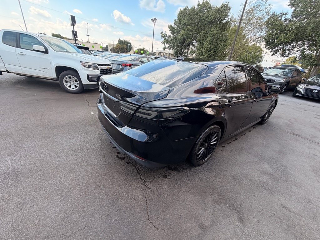 Used 2019 Toyota Camry Hybrid Sedan