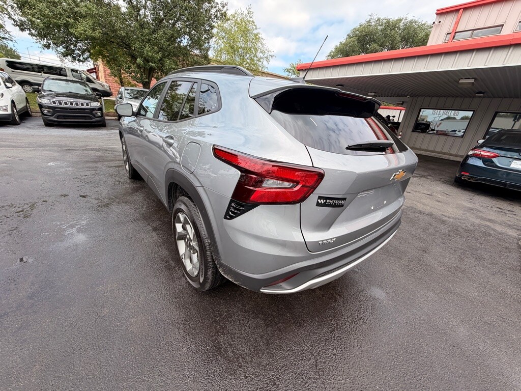 Used 2025 Chevrolet Trax 1LT SUV