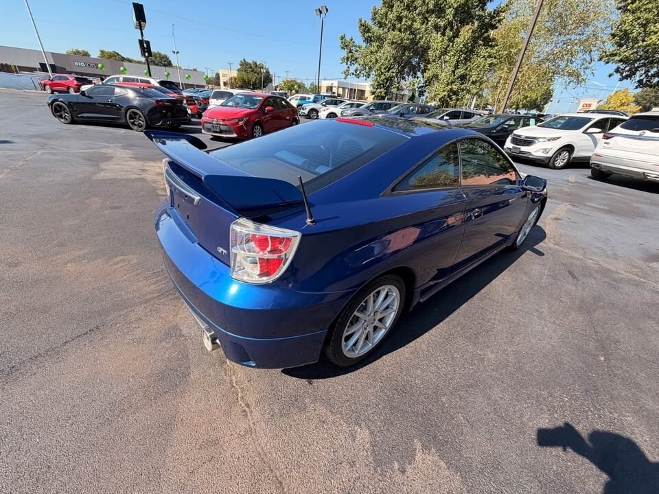 2004 Toyota Celica GT photo 4