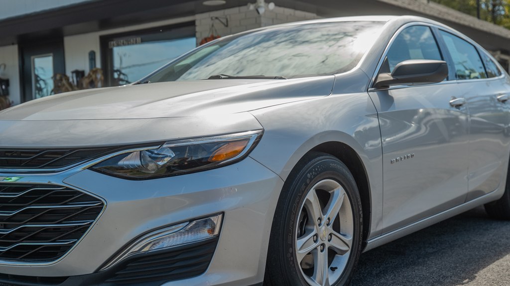 2019 Chevrolet Malibu 1LS - Photo 2