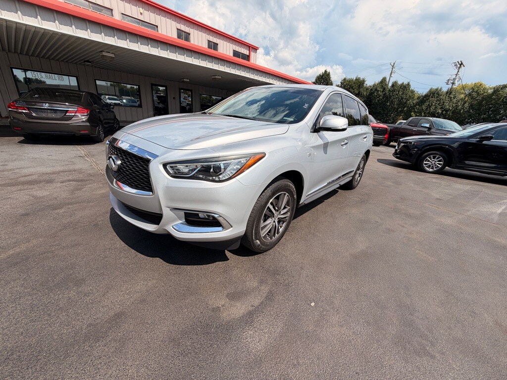 Used 2018 INFINITI QX60 SUV