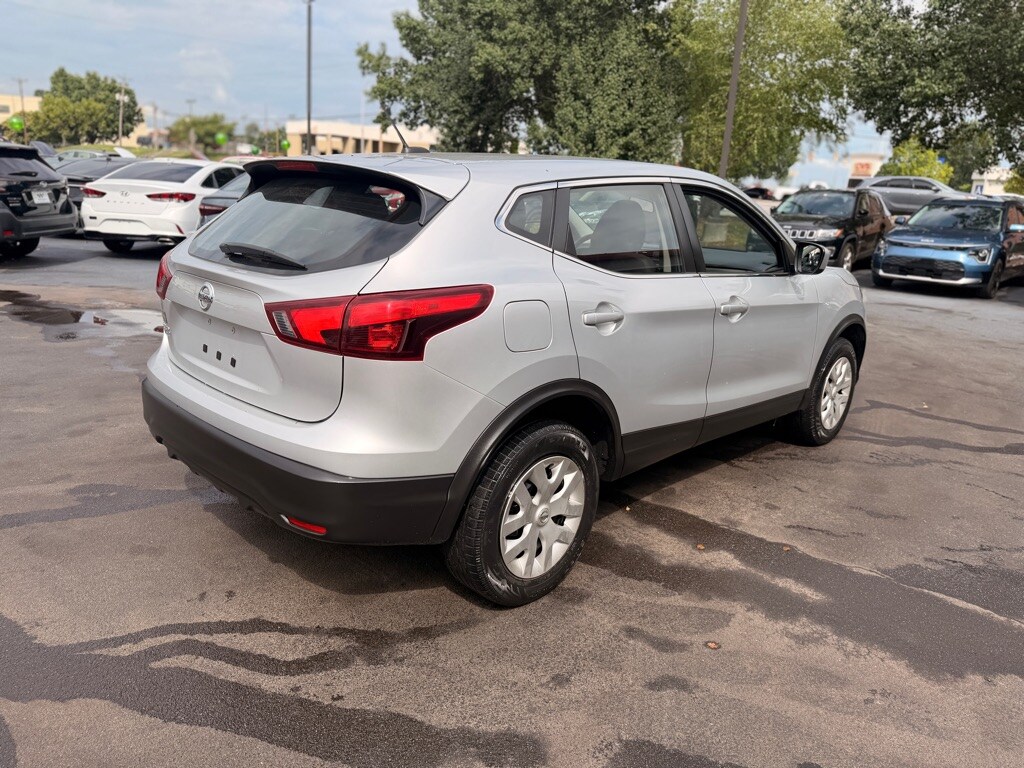 Used 2019 Nissan Rogue Sport S Wagon