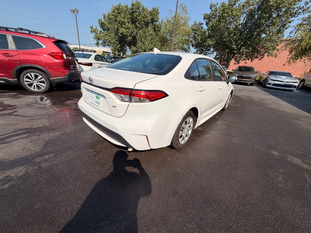Used 2021 Toyota Corolla LE Sedan