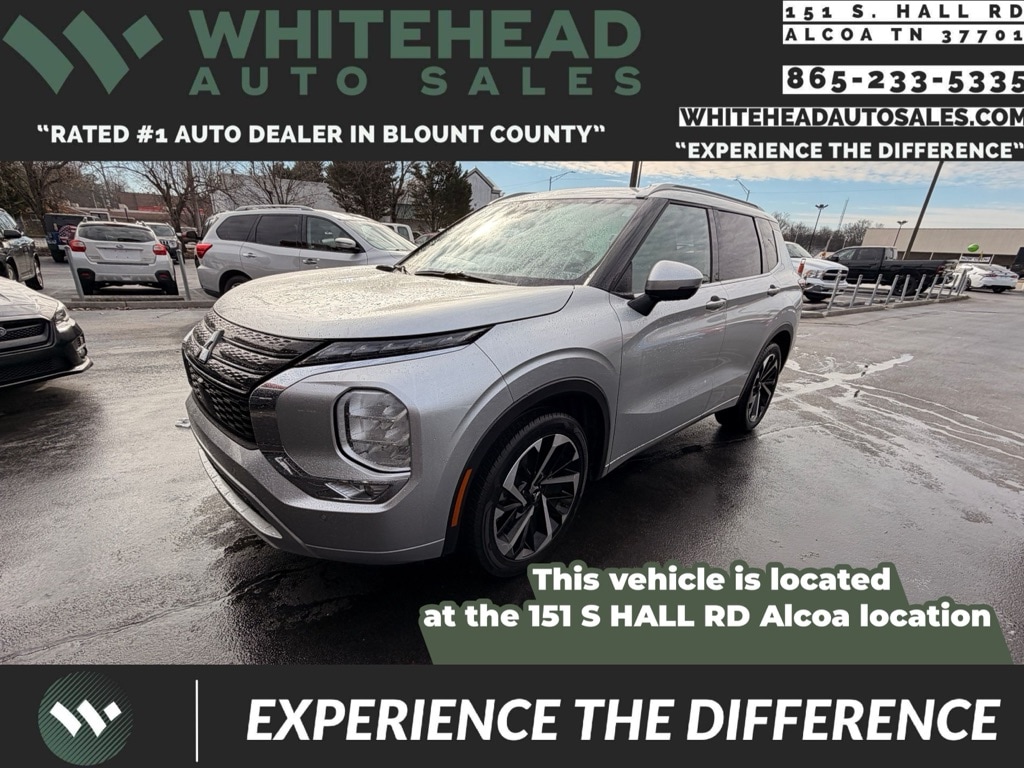 2024 Mitsubishi Outlander SEL's photo