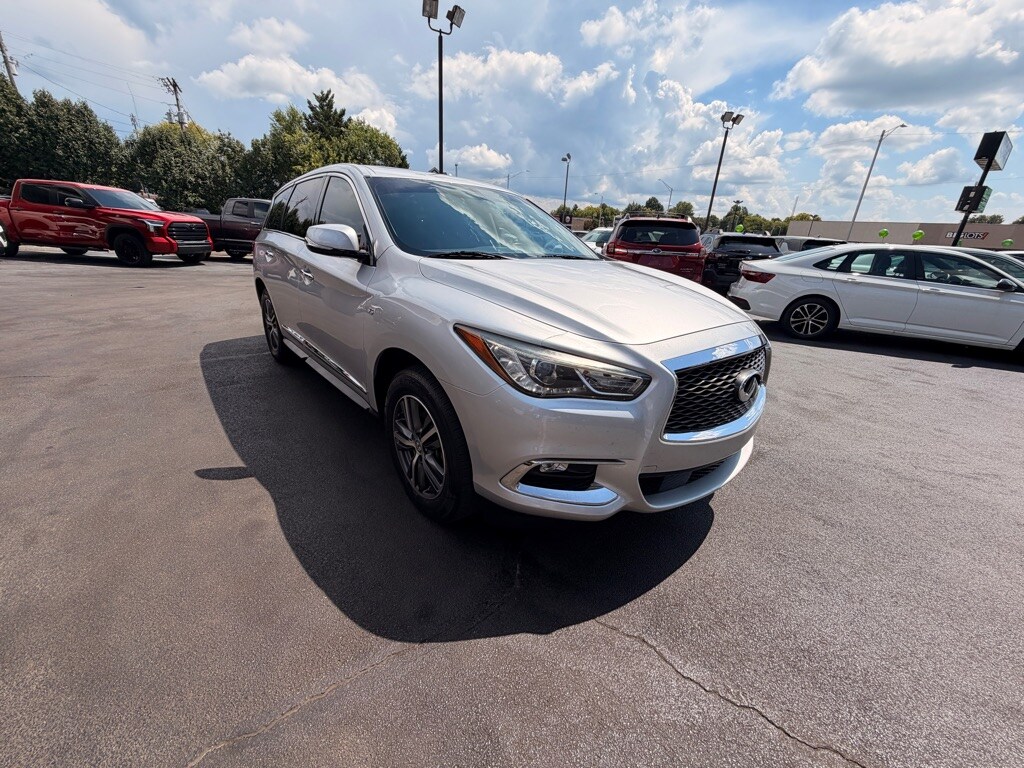 Used 2018 INFINITI QX60 SUV
