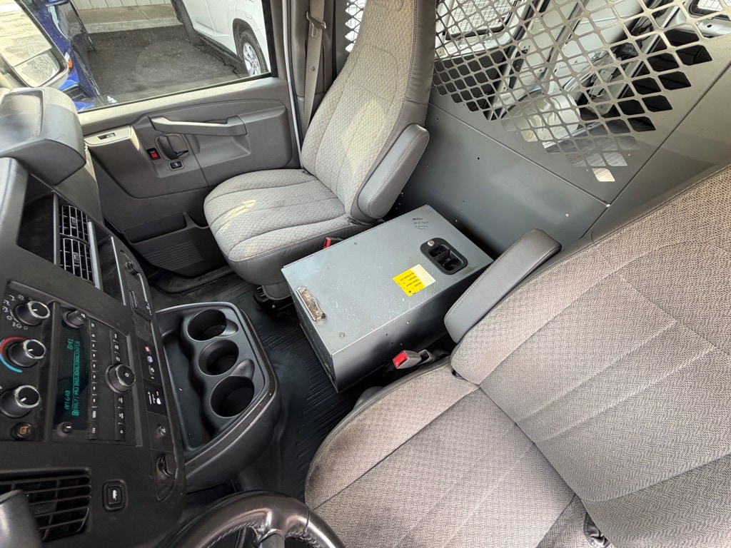 2020 Chevrolet Express Cargo Work Van - Photo 12