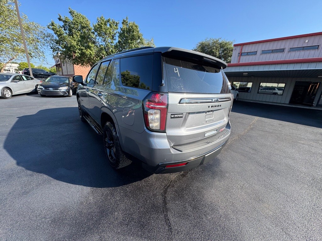 2021 Chevrolet Tahoe RST photo 3