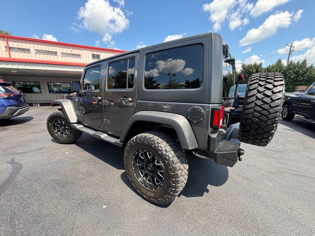 2017 Jeep Wrangler Unlimited Sport photo 4
