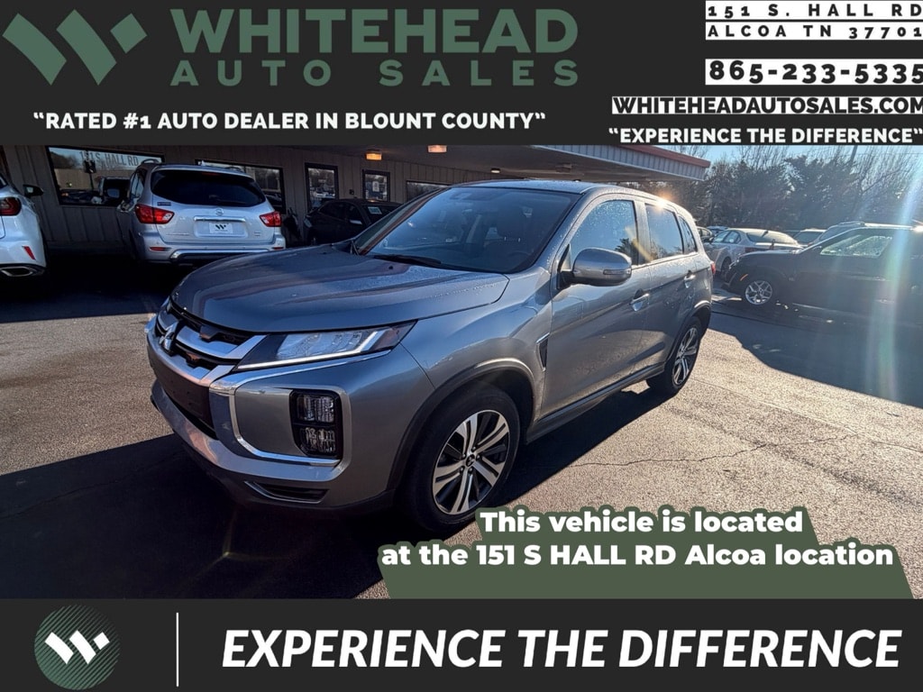 2024 Mitsubishi Outlander SE's photo