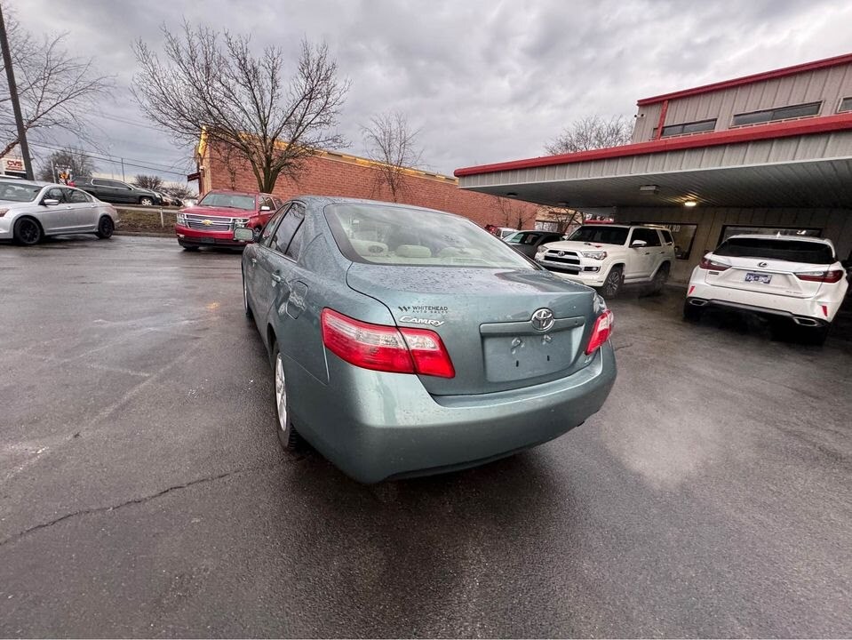 2009 Toyota Camry Base photo 4