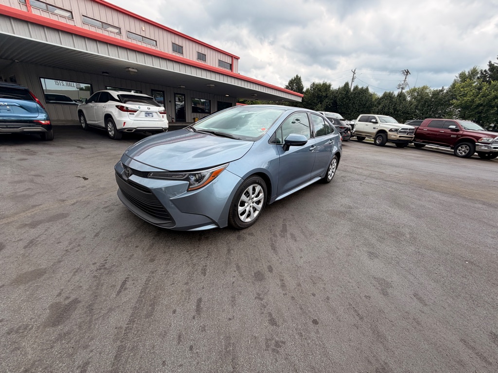 Used 2024 Toyota Corolla LE Sedan