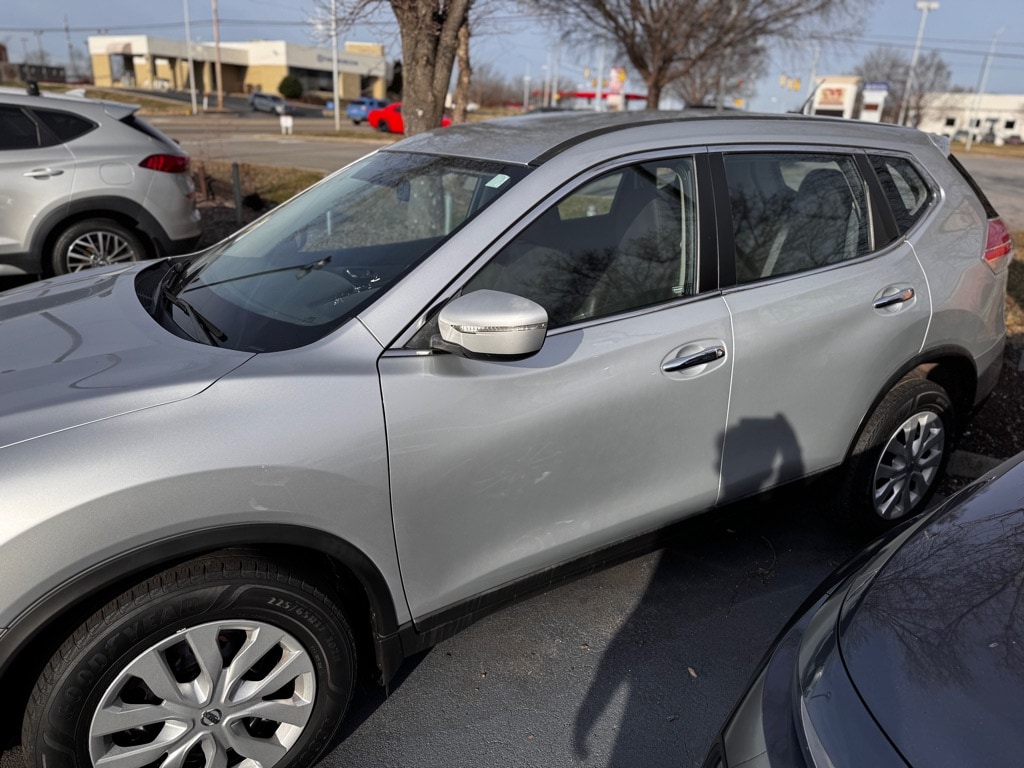 Used 2015 Nissan Rogue S SUV