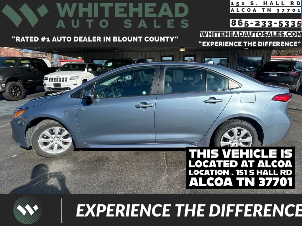 2024 Toyota Corolla LE's photo