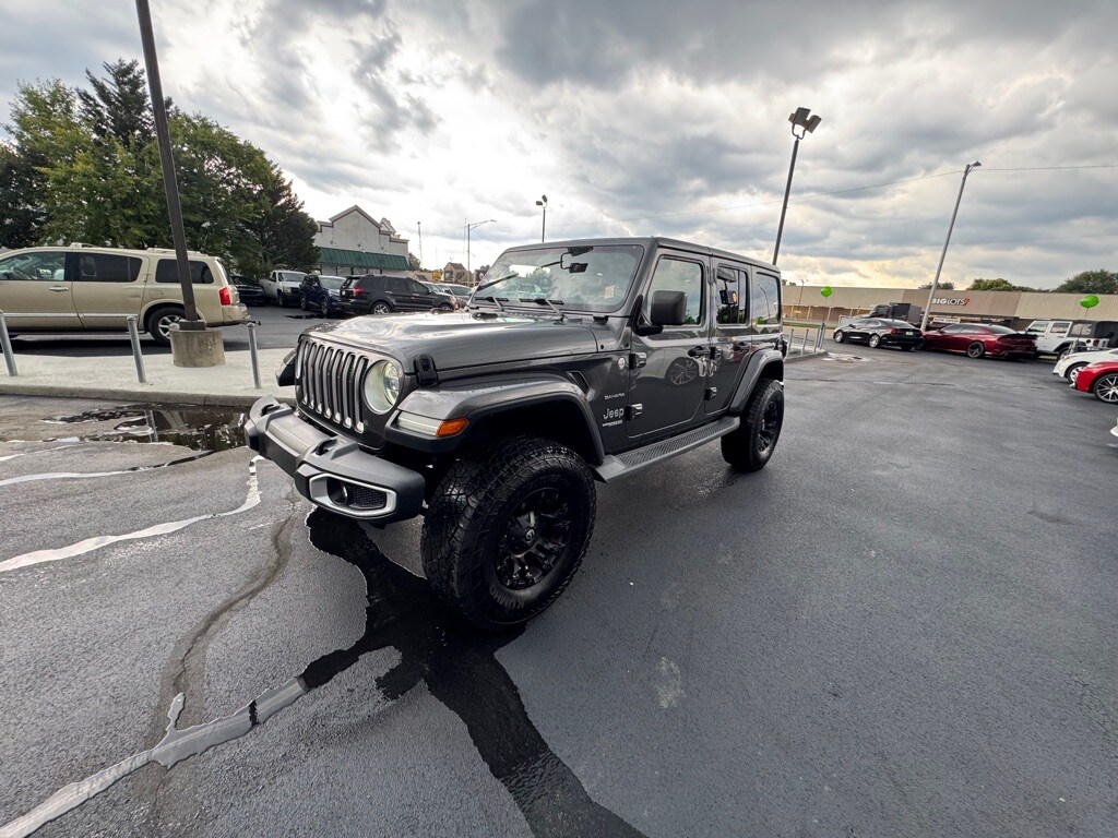 2019 Jeep Wrangler Unlimited Sahara photo 3
