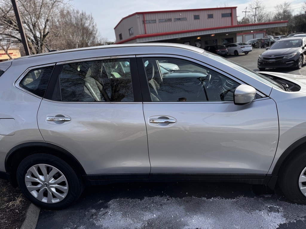 Used 2015 Nissan Rogue S SUV