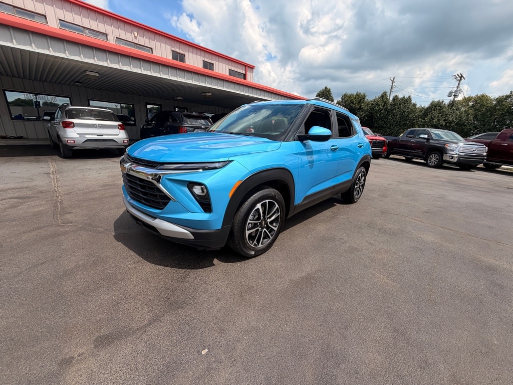 Used 2025 Chevrolet Trailblazer LT SUV