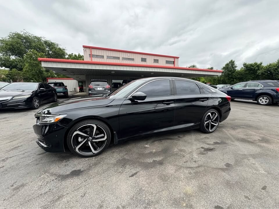 2022 Honda Accord Sport SE photo 2