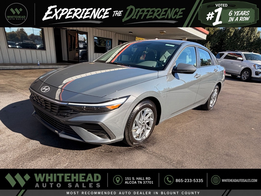  Hyundai Elantra