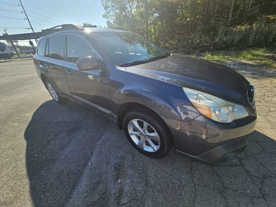 2014 Subaru Outback 2.5i Limited photo 3
