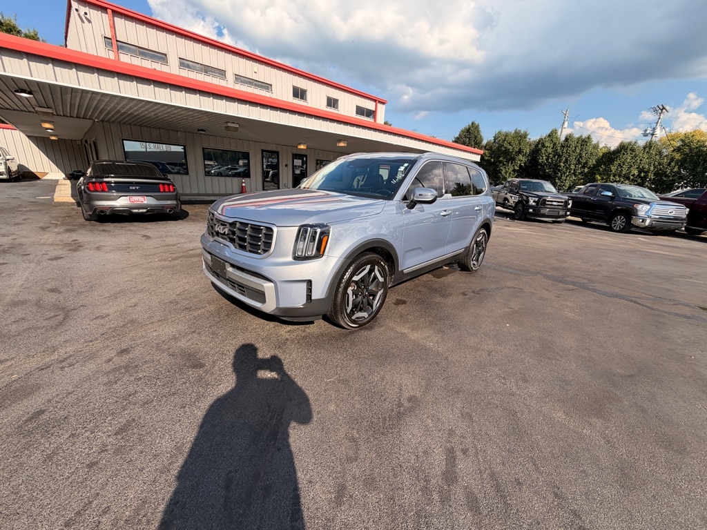 Used 2023 Kia Telluride S SUV