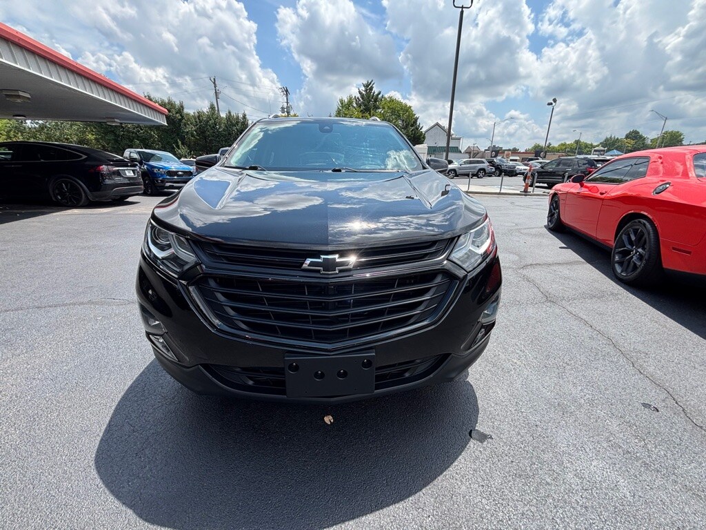 2020 Chevrolet Equinox LT photo 2