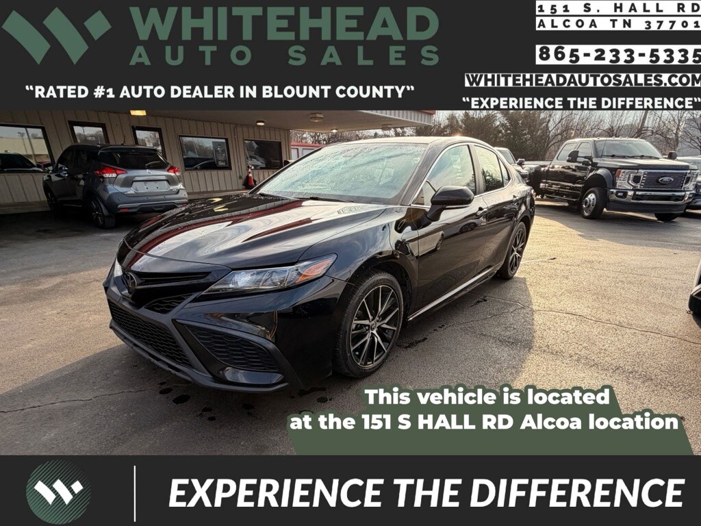 Used 2022 Toyota Camry SE Sedan