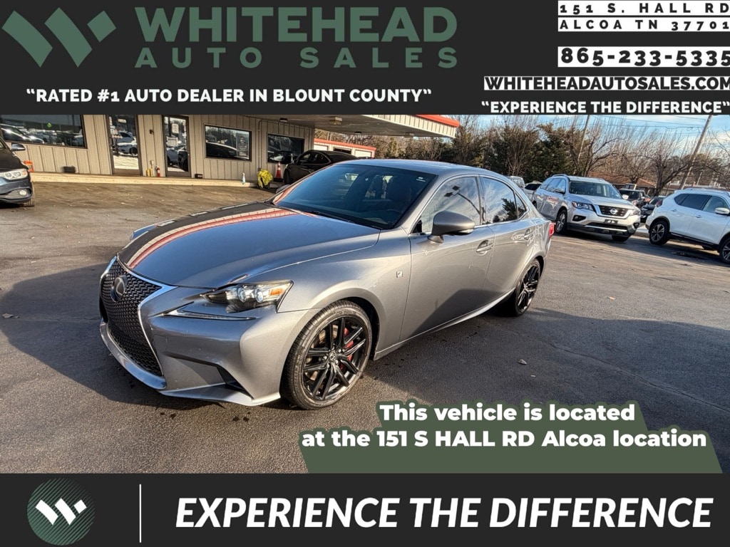 2016 Lexus IS 200t's photo