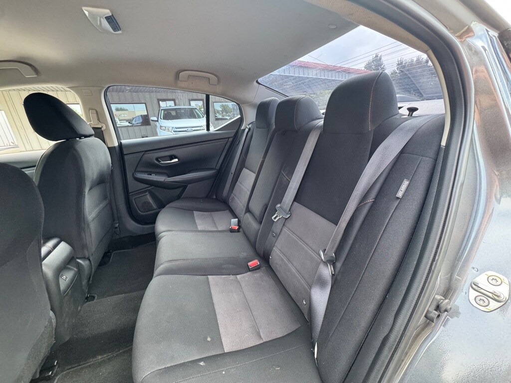 2021 Nissan Sentra SR photo 4
